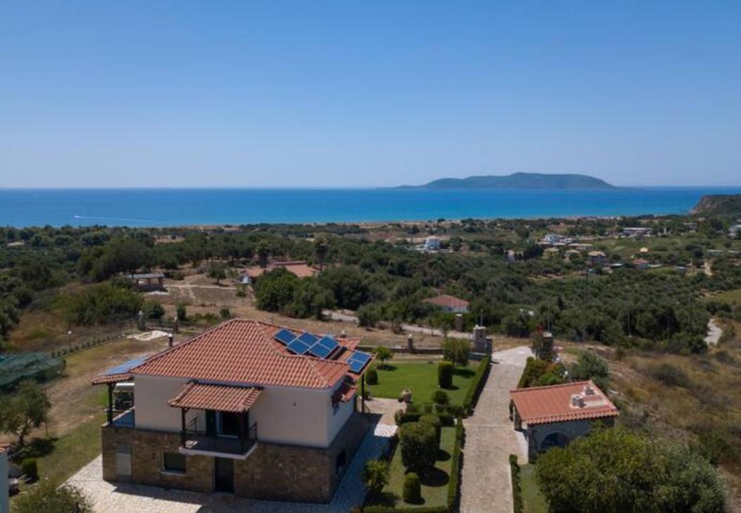 Donatos Apartment Finikounta Exterior photo