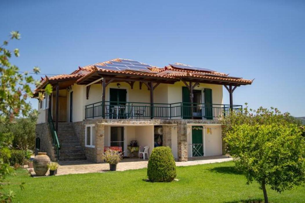 Donatos Apartment Finikounta Exterior photo